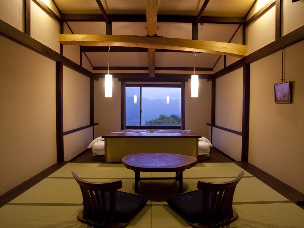 ホテル 強羅　花扇 箱根町 エクステリア 写真